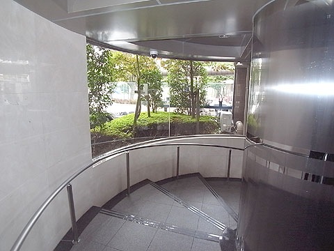 エントランス エントランス