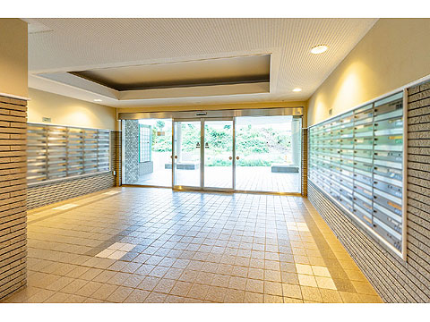 エントランス　エントランス内部