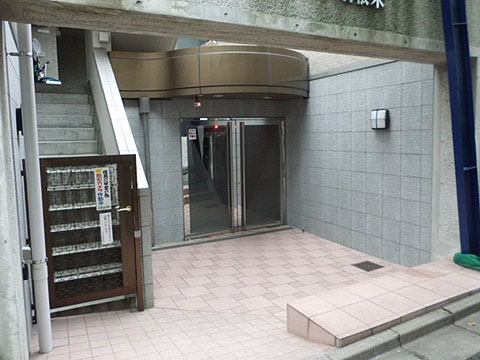 その他共用部　エントランス2