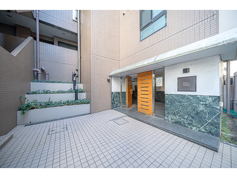 その他共用部 エントランス2