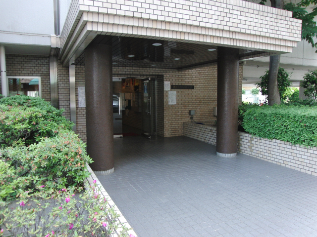 その他共用部 エントランス2