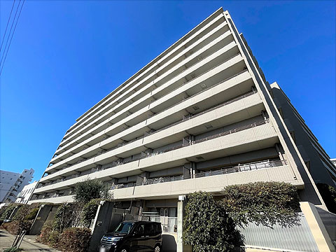 現地外観写真　ダブル配筋による強固な構造