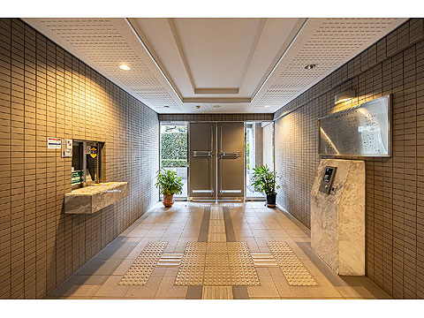 エントランス　エントランス