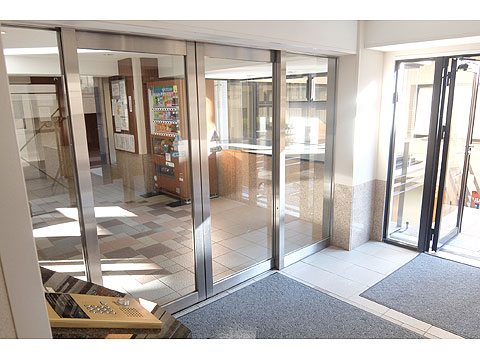 エントランス　エントランス