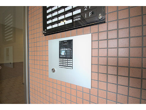 エントランス　オートロック