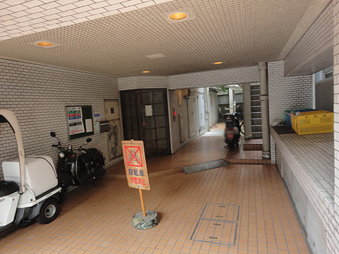 その他共用部　エントランス1