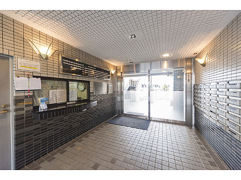 エントランス　風除室