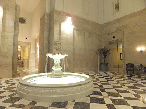 ロビー　DSCF2617