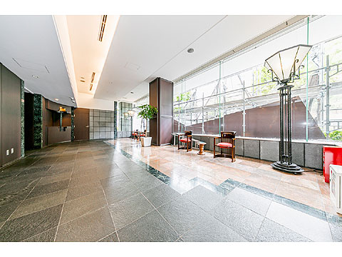 エントランス　ロビー