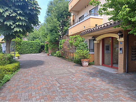 その他共用部 B棟エントランス前アプローチ