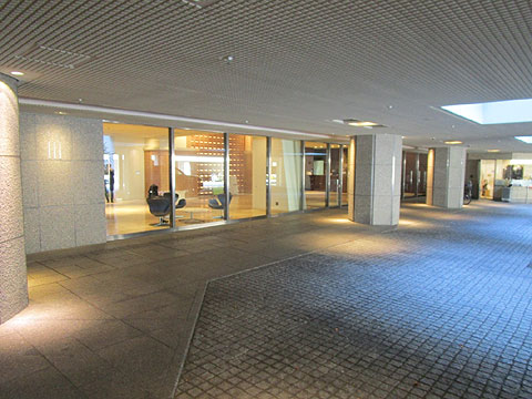 エントランス　07入口３