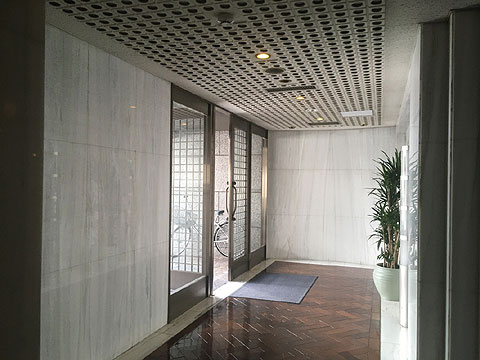 ロビー　エントランス内観４