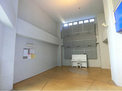 ロビー　エントランスホール２