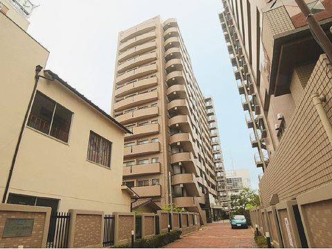 エントランス　SURPASSchigasakieikimae