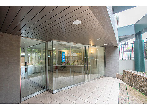 現地外観写真　外観【入口】