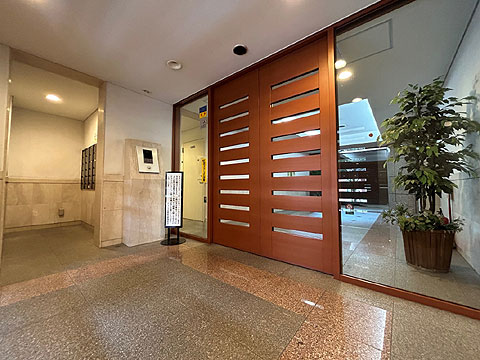 エントランス　エントランス