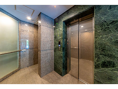 その他共用部　エレベーター前