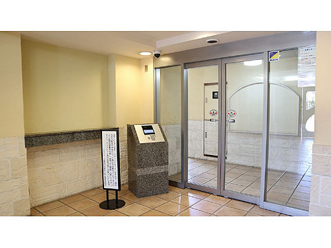 エントランス　オートロック付