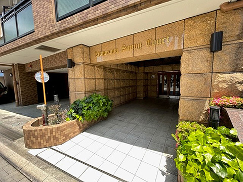 エントランス　エントランス外観