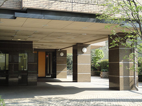 その他共用部　館銘板