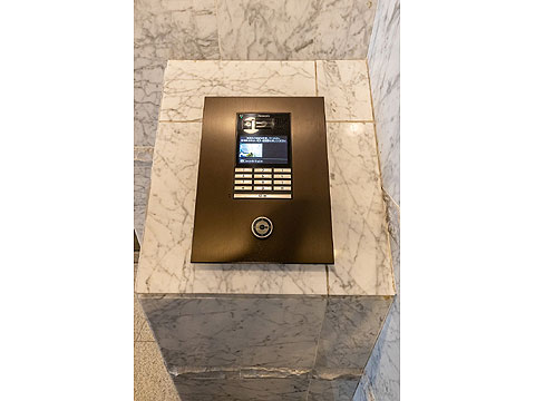 エントランス　オートロック