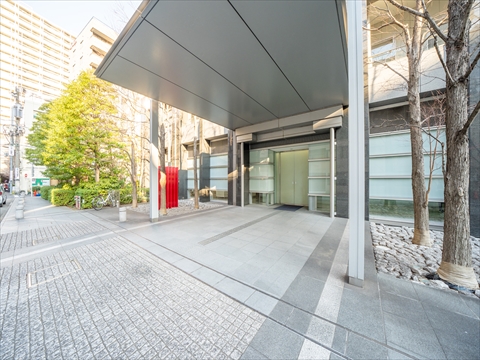 ロビー　１階ロビー、ソファー完備