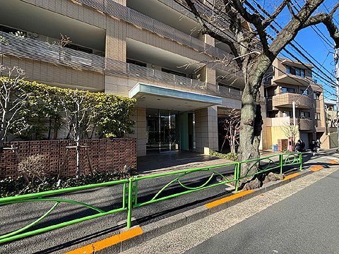 エントランス　エントランス