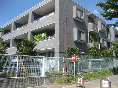 その他共用部　外観南東側