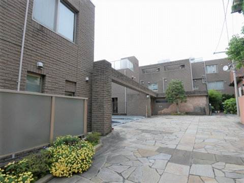 エントランス　アプローチ