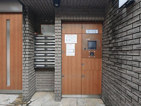 エントランス　P1100515