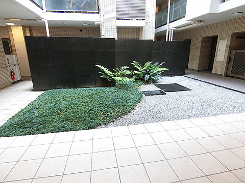 その他共用部 敷地内の中庭