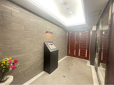 エントランス　風除室