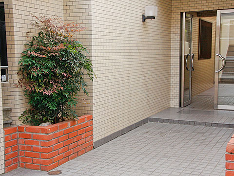 その他共用部 エントランス2