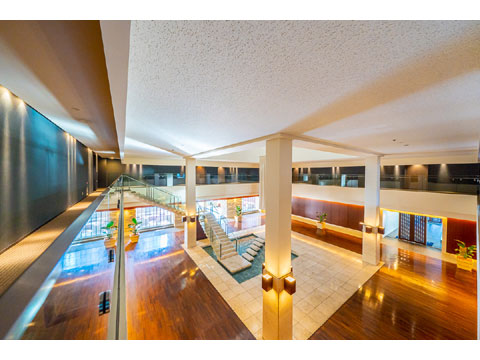 ロビー 211113ha-0053