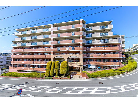 現地外観写真　２．外観３