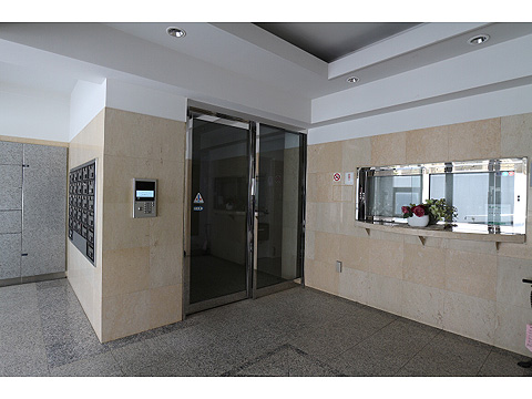 エントランス エントランス