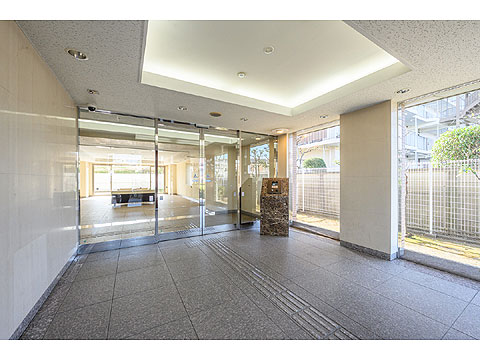 エントランス　エントランス