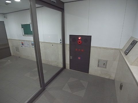 エントランス エントランス