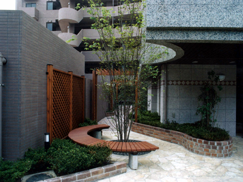 その他共用部 自転車置場出入口