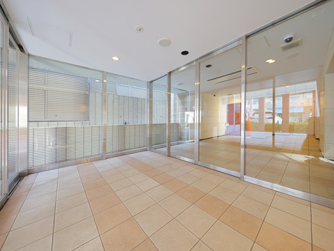 エントランス　宅配ボックス