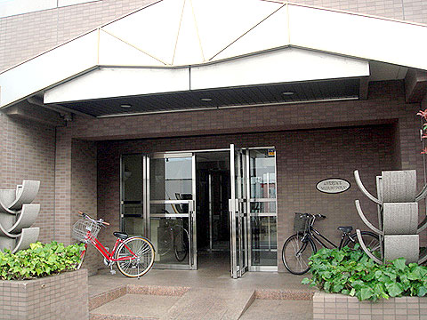 エントランス　エントランス前