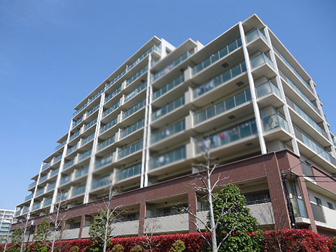 現地外観写真 外観写真(南西側より撮影)