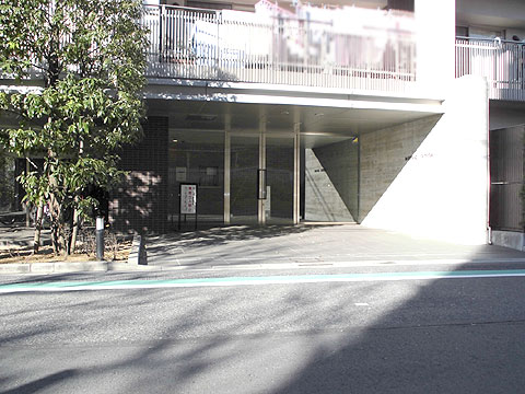 現地外観写真 エントランス外観2