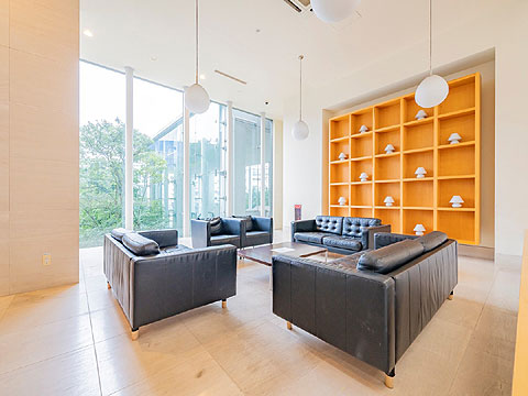 エントランス　エントランスホール