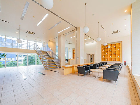 エントランス　エントランスホール