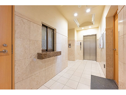 その他共用部　管理人室前