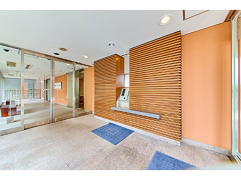 エントランス　風除室