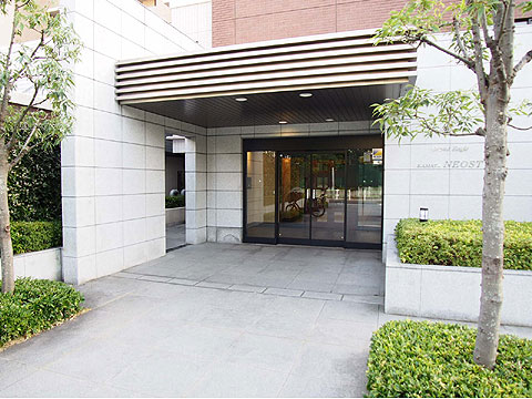 エントランス　マンションエントランス