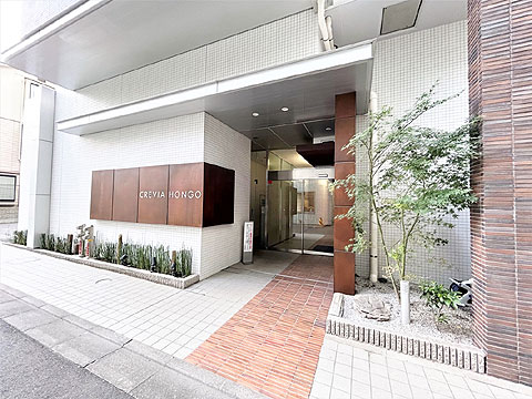 現地外観写真　外観・エントランス