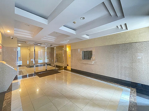 エントランス　エントランス